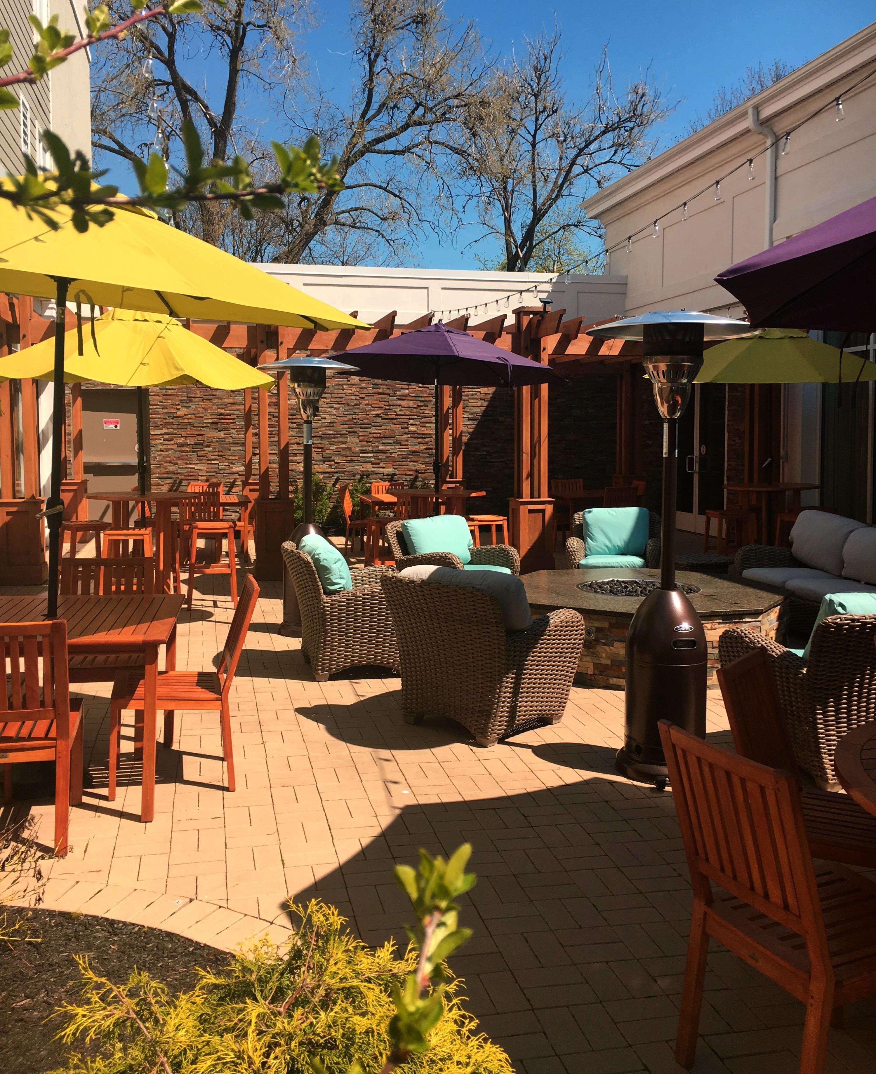 Hilton Garden Inn Auburn Exterior photo
