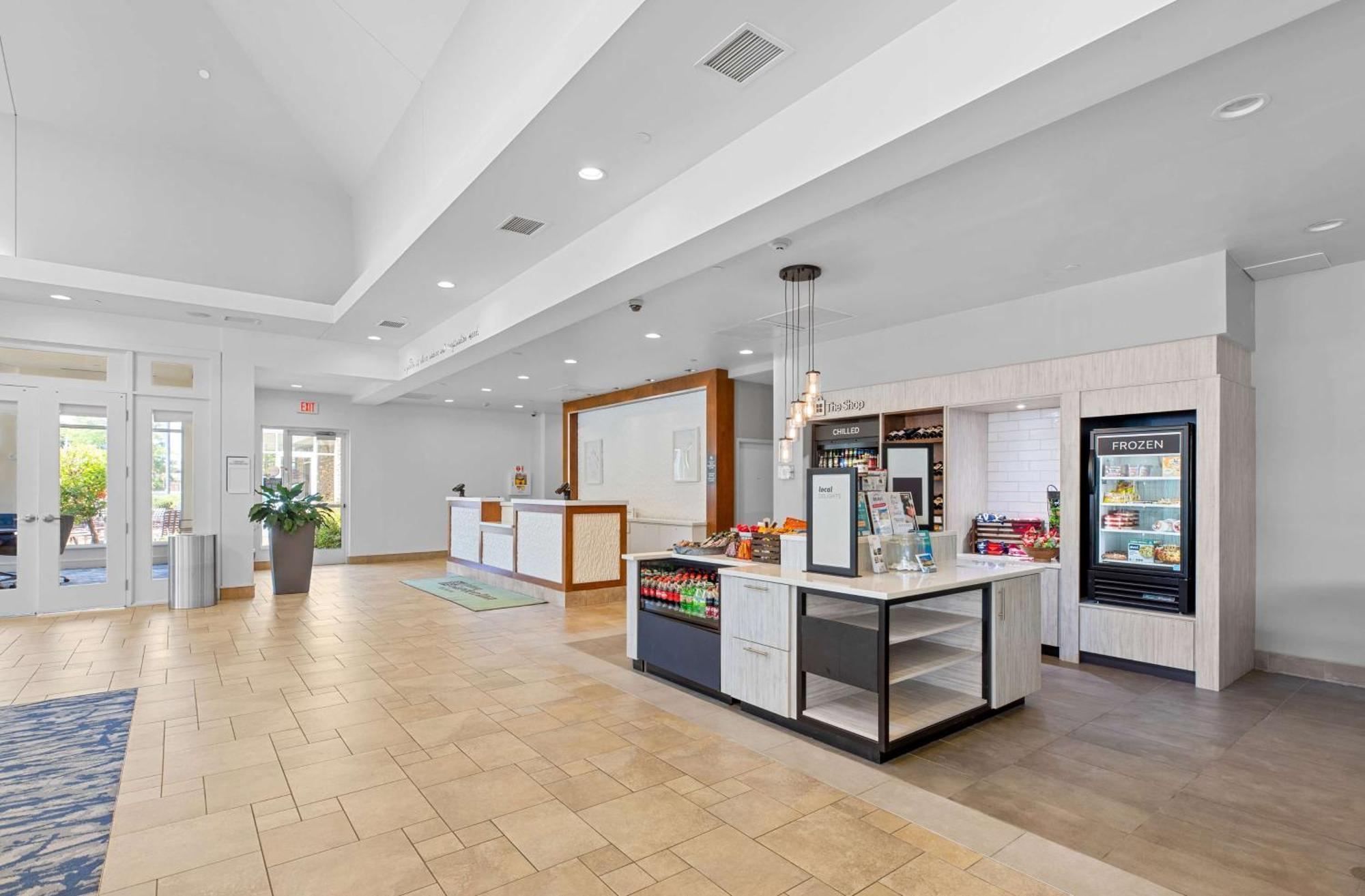 Hilton Garden Inn Auburn Exterior photo